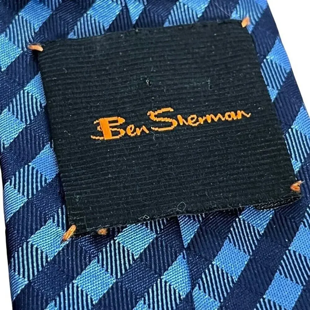 Ben Sherman Mens Hand Made 100% Silk Plaid Blue Navy Thin Skinny Neck Tie 2.75
